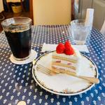 苺のショートケーキ アイスコーヒー