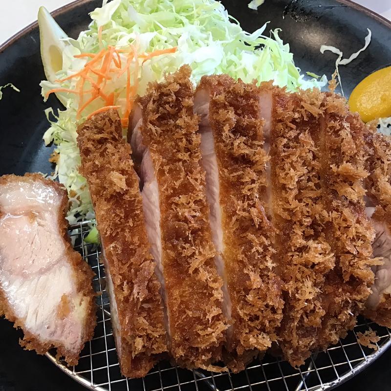 極上ロースとんかつ定食(まるやま食堂 )