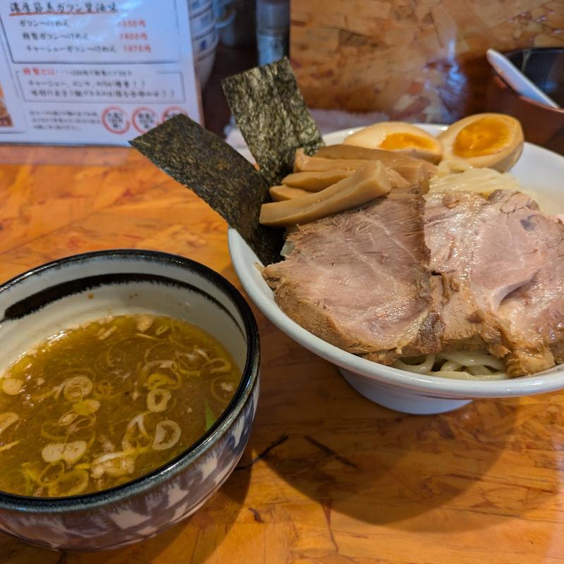 特製濃厚醤油味つけめん（豚骨魚介白湯スープ）大盛(麺武者 )