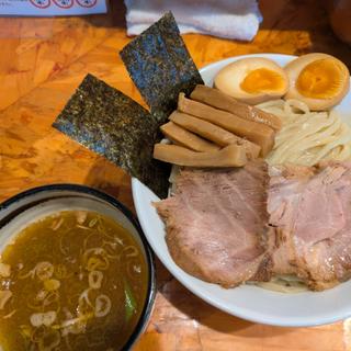 特製濃厚醤油味つけめん（豚骨魚介白湯スープ）大盛