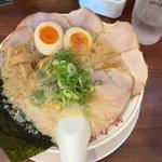 背脂醤油ラーメン全部のせ