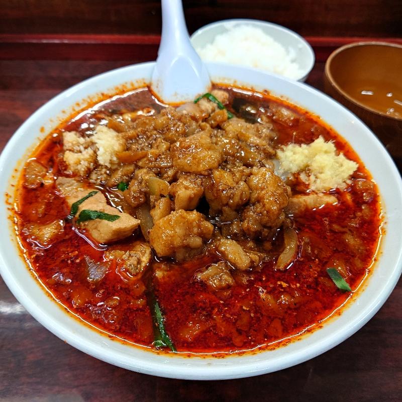 辛いスタ満ソバ 小ライス 生玉子(元祖スタミナ満点ラーメン すず鬼)