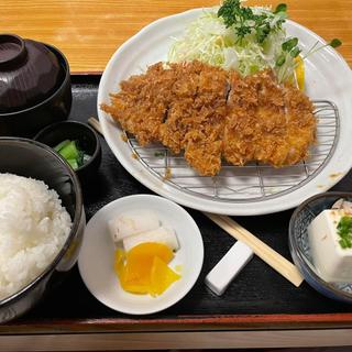 福島県産麓山豚ロース定食