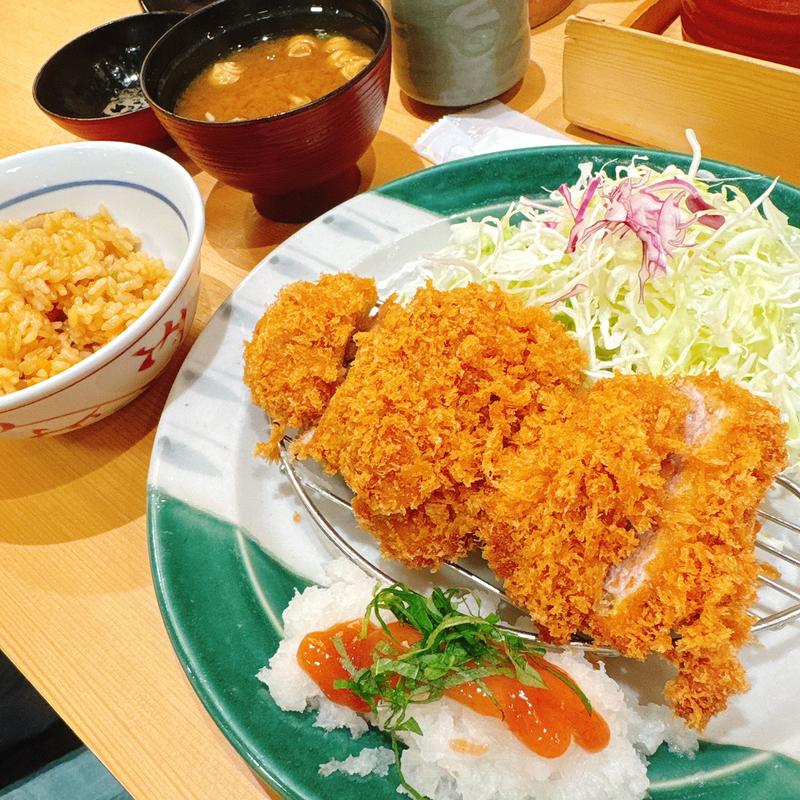 梅おろしかつ善(厚切りとんかつよし平 岩出中迫店)