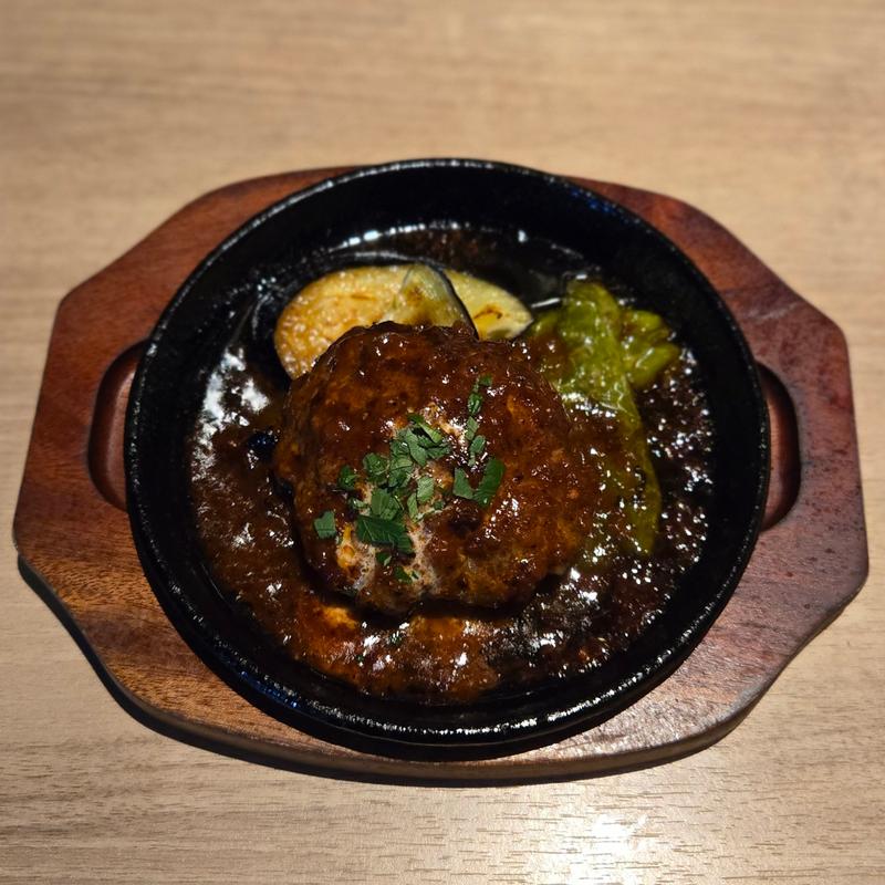 信州蓼科牛とオレイン豚ハンバーグ(めがねや)