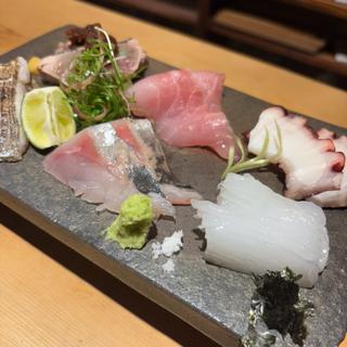 刺身盛り合わせ