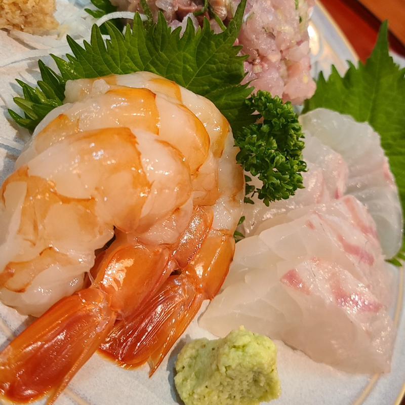 赤海老刺身　鯵たたき　真鯛刺身(おたふく)