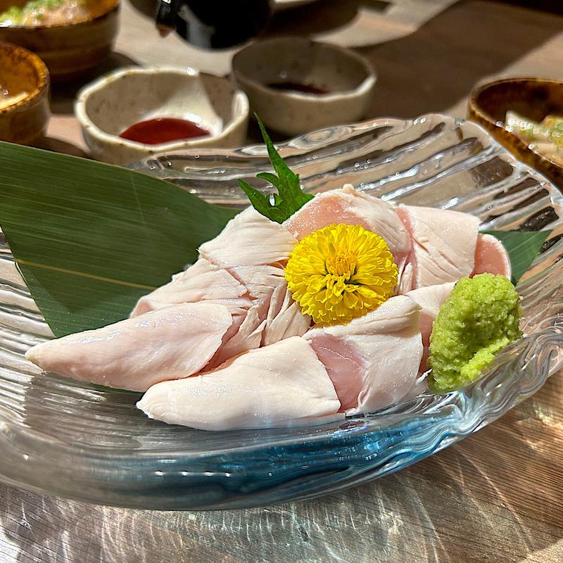 鶏ささみのたたき(友蔵 はなれ)