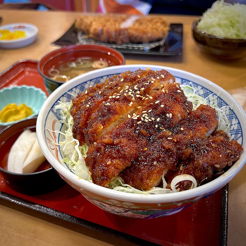 ソースかつ丼(かつグルメ 泉崎店)