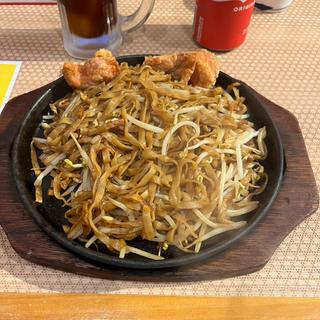 唐揚げ焼うどん(小倉発祥 本気の焼うどん専門店 きつね)