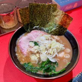ラーメン 玉子 薬味ネギ(横浜ラーメン斎藤家 日野店)