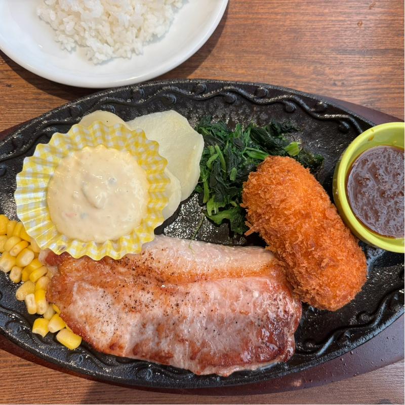 スペシャルグリルランチ(パスタバル マルナカキッチン)