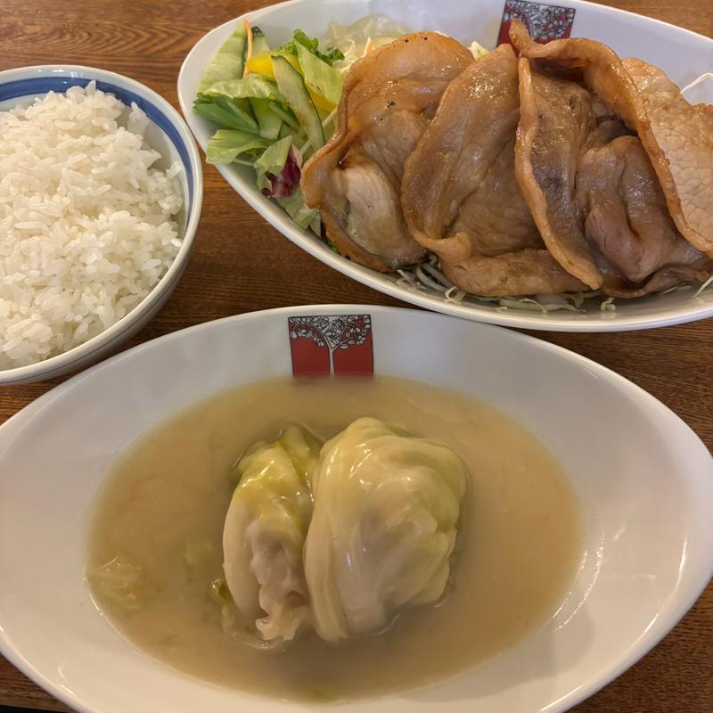 ロールキャベツシチューと生姜焼きのセット(洋食 アカシア 新宿本店)