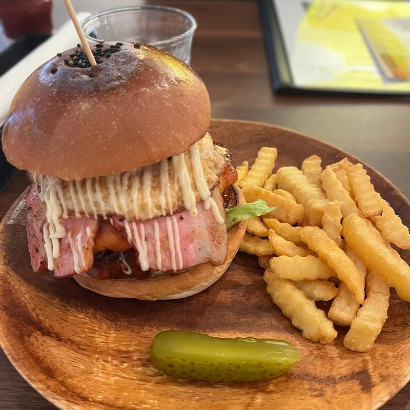 Wings Burger(Wings Burger（ウィングス バーガー）)