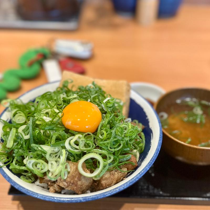 ねぎ玉肉めし　タマゴスープ(肉めし岡もと 横浜十日市場店)