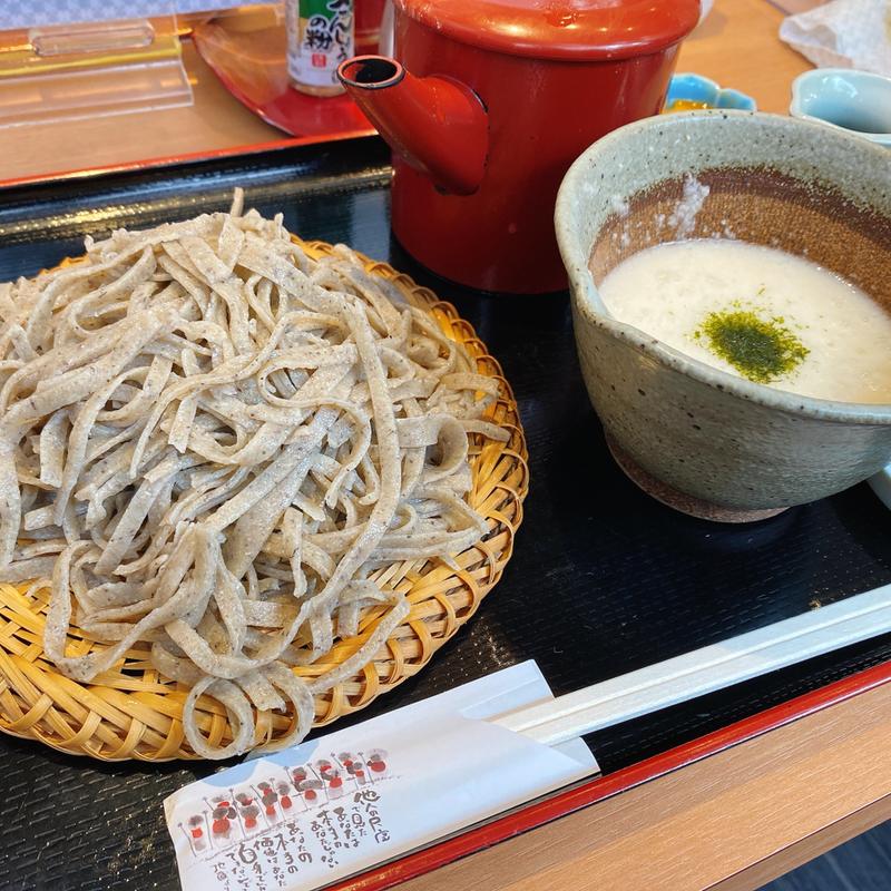 とろろせいろ　(粗挽きそば 手打ち 日本橋福田雅之)