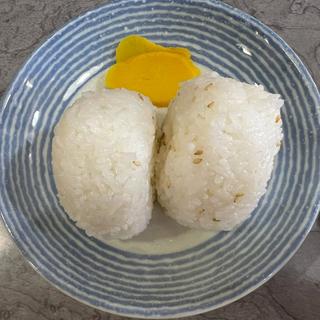 おにぎり2個
