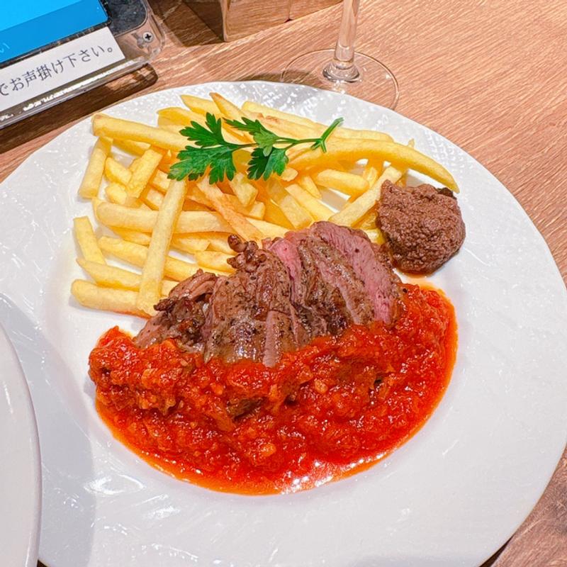 仔羊もも肉ロースト 野菜とトマトのソース(赤白 ルクア大阪店 （コウハク）)