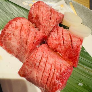 厚切りタン