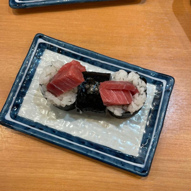 はみ出る本まぐろ巻き(大衆串かつ酒場なかむら 福島店)