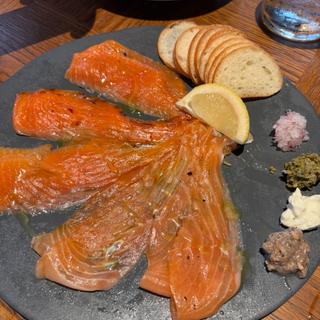 (QUAYS pacific grill(キーズ パシフィック グリル))