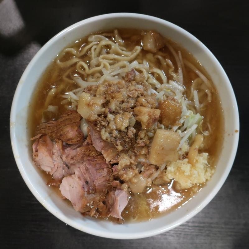 ラーメン(麺300g厚豚1枚)(マジックの道~MAGIC ROAD~)