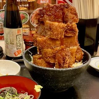 チキンカツタワー丼