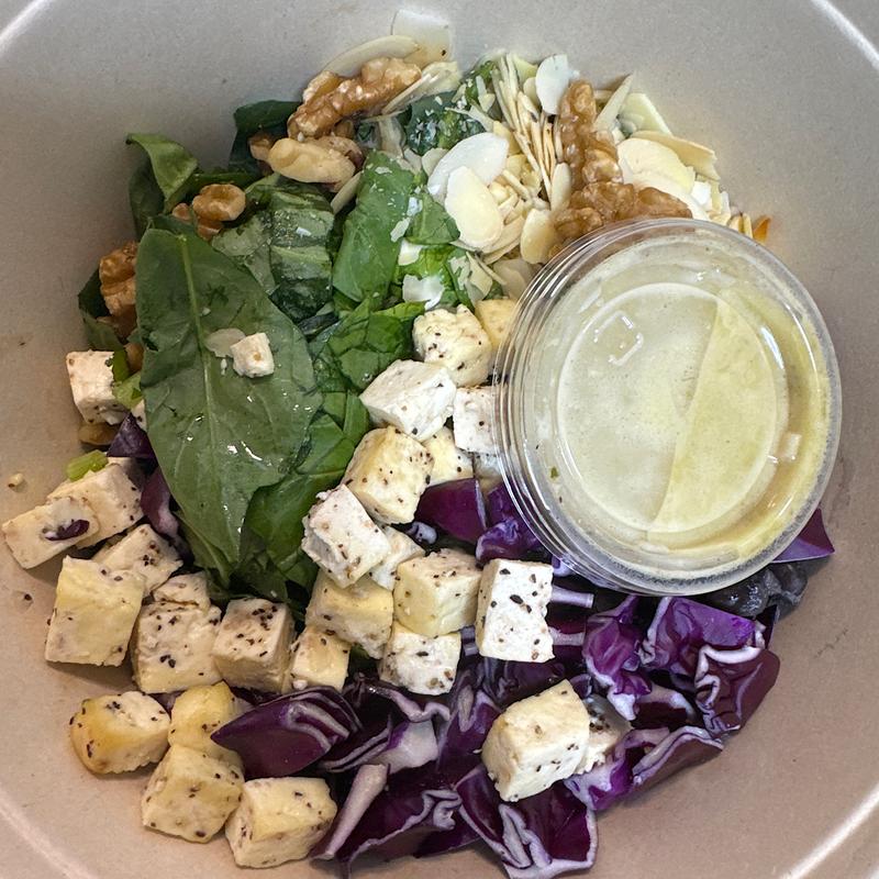 アーシィナッティクランチー(クリスプ・サラダワークス 渋谷スクランブルスクエア店 CRISP SALAD WORKS)