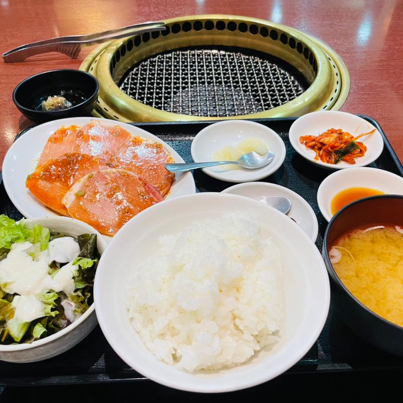 こだわりの国産豚ロースランチ(焼肉おくう 戸塚店)