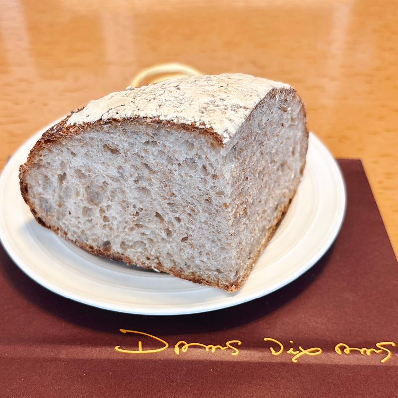 パン・オ・ルヴァン(ダンディゾン （Dans Dix ans）)