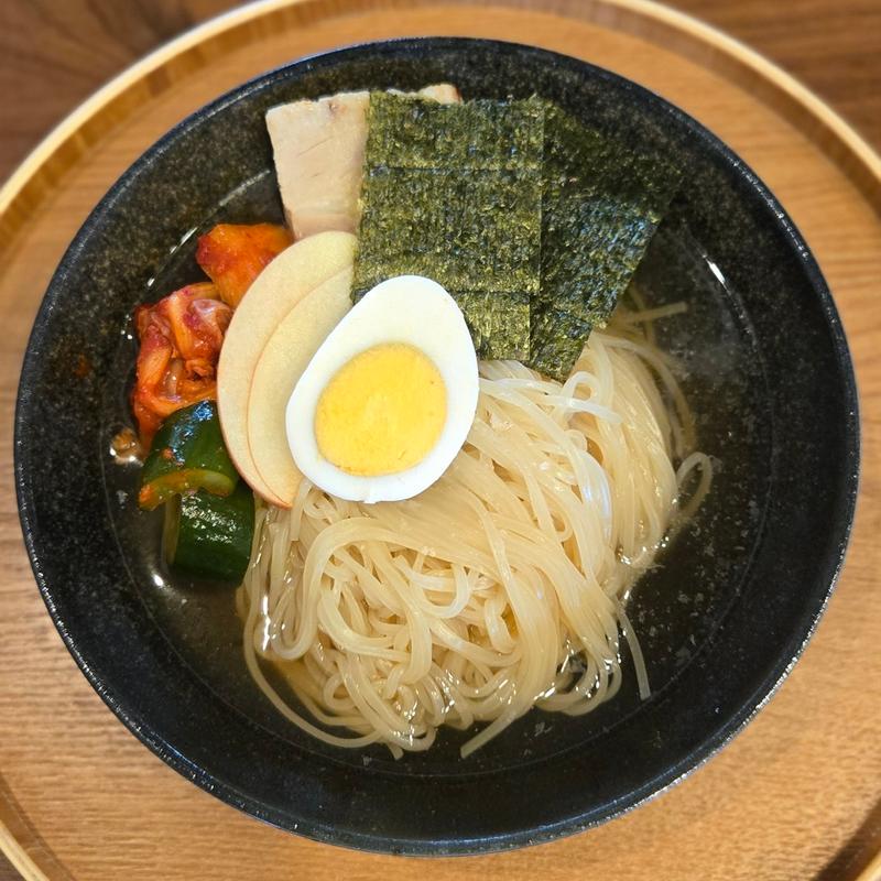 特製冷麺(韓式料理ムグンファ)