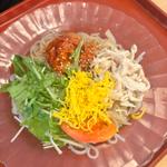 蒸し鶏の盛岡冷麺