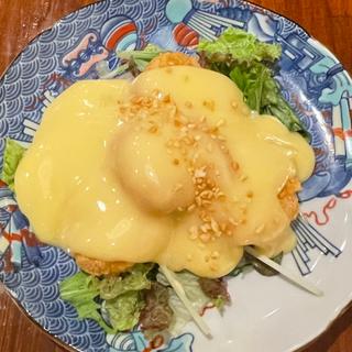 エビのマヨネーズソースがけ