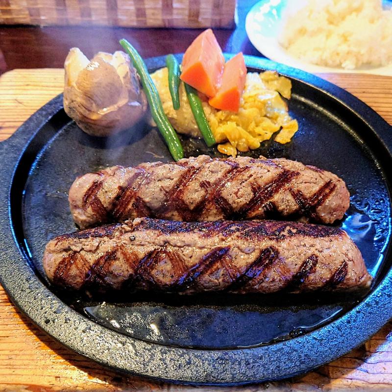 特選牛ハンバーグステーキ（300g）(ジョージ炭焼ハンバーグ＆ステーキ)