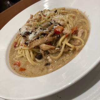 ポルチーニクリームパスタ