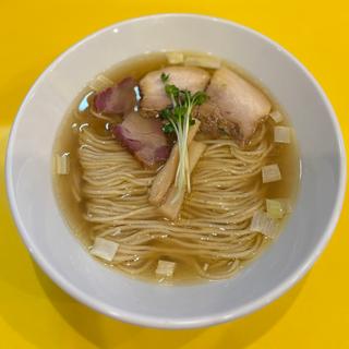 白醤油ラーメン