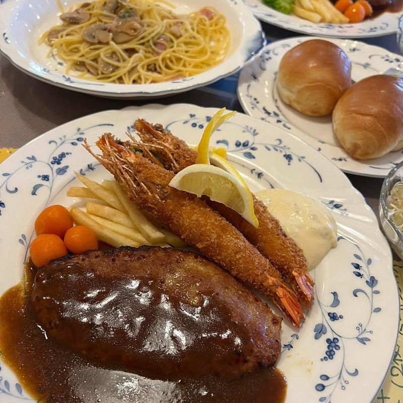 ハンバーグ エビフライ(レモングラス)