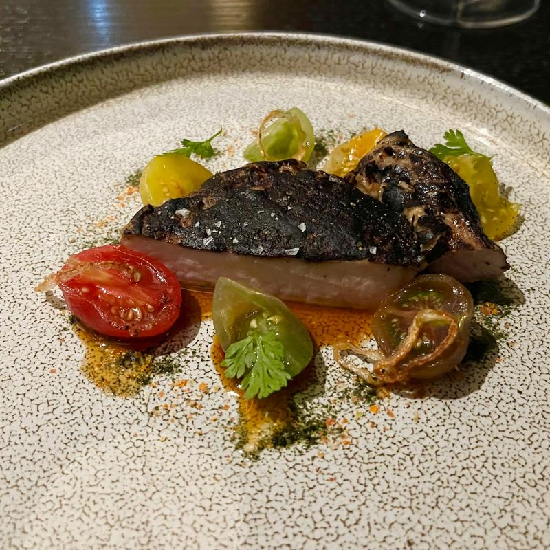 やまゆりポークロイン 味噌ブリュレ(Iron Bay)