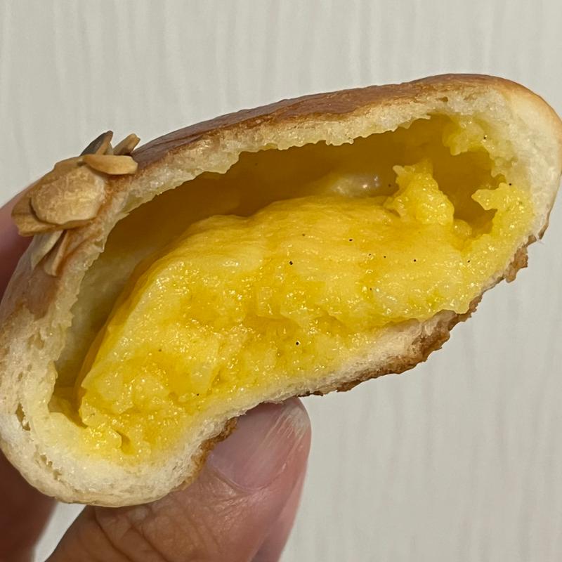 クリームパン(BAKERY TOMISE / ベーカリートミセ)