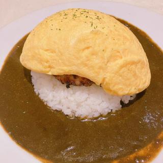 オムレツ＆ビーフカレー