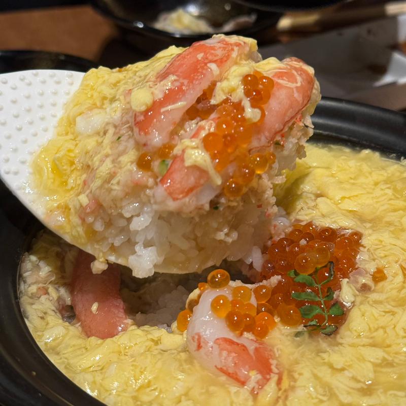 紅ズワイガニといくらの土鍋ご飯(たてがみ 今池駅前店)