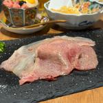 大判一枚炙り さしとろリブロース