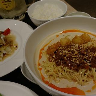 飯田商店監修担々麺