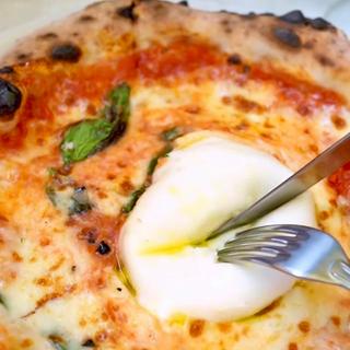 究極のマルゲリータ(Pizzeria Bakka M'unica)