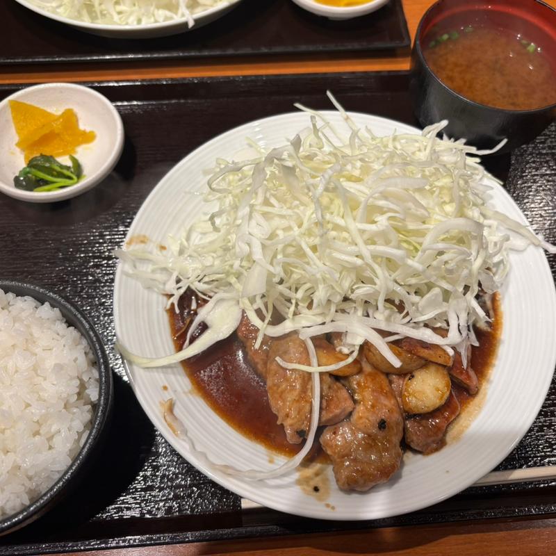 トンテキ定食並ご飯大盛(ガツ飯トンテキ食堂 コロトン)