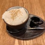 豆乳プリンの黒みつがけ
