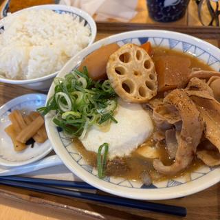 野菜ごろごろ豚汁定食