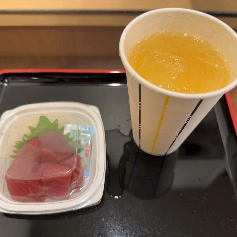 ハイボール、マグロぶつ(味の笛 本店)