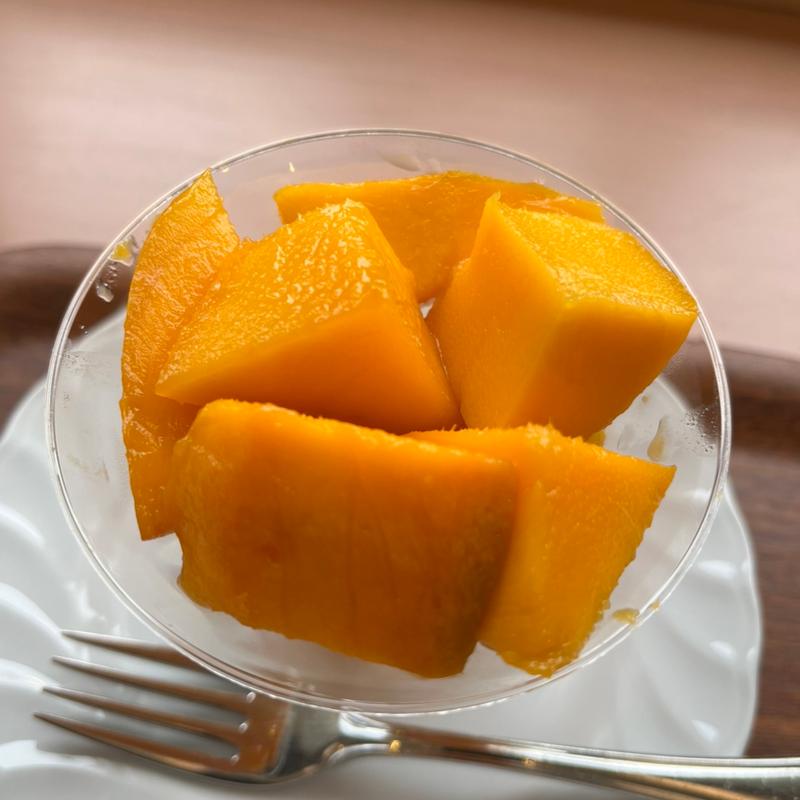 カットマンゴー(Cafe CANNA)