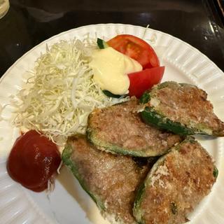 ピーマン肉詰め